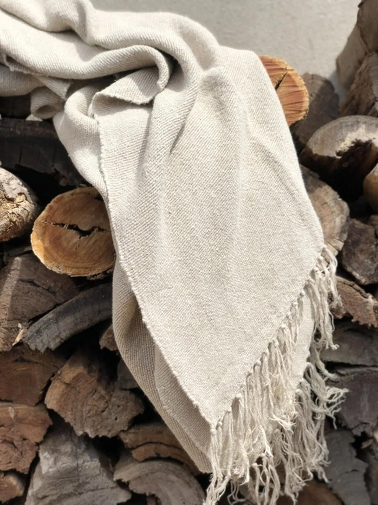 Alder Handloomed Linen Throw