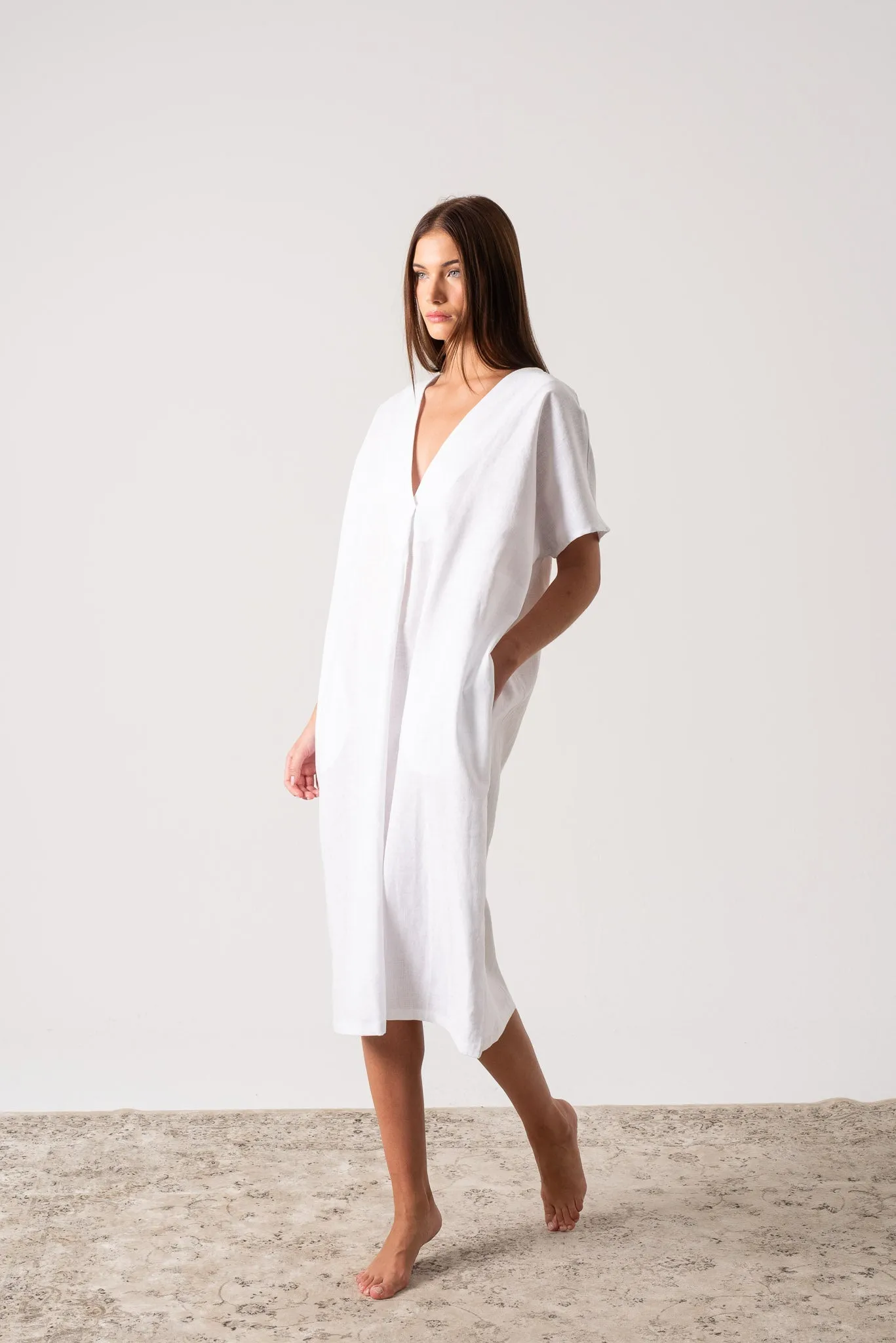 Vacanza Linen Kaftan White